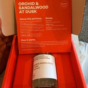 Dossier Orchid & Sandalwood at Dusk